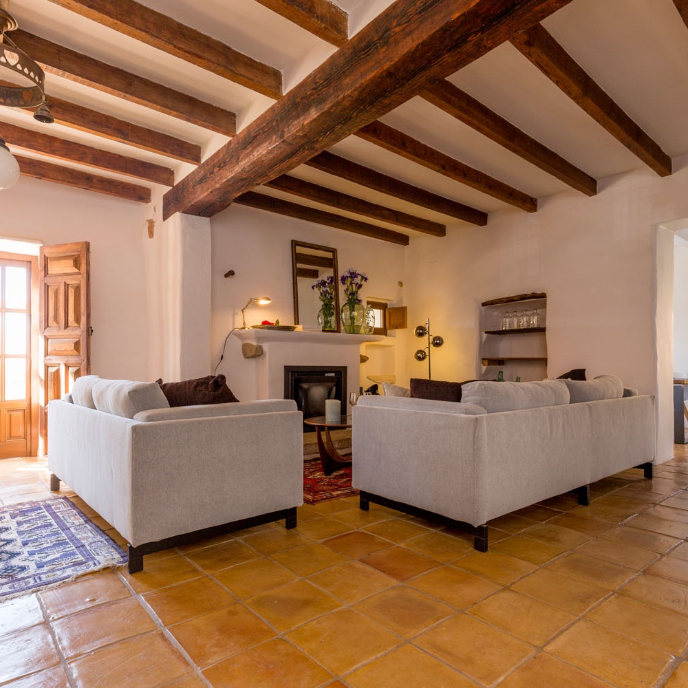 Moderne woonkamer in het vakantiehuis in Spanje