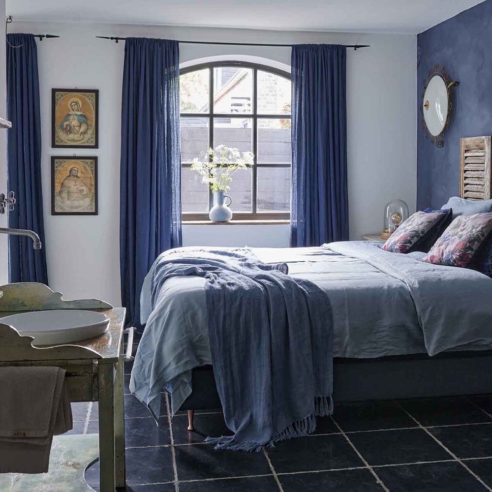Hotelkamer in blauwtinten