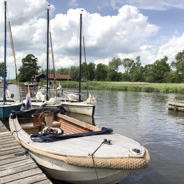 Bootjes op het Sneekermeer