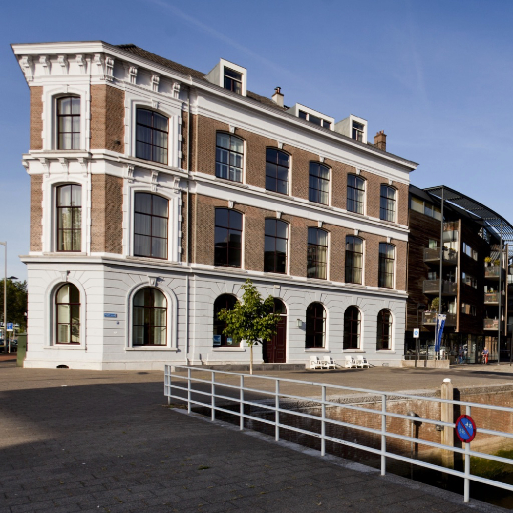 Het historische pand van Hotel Pincoffs