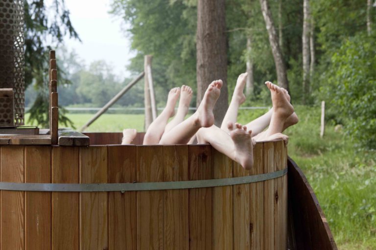 Voeten omhoog in de hot tub