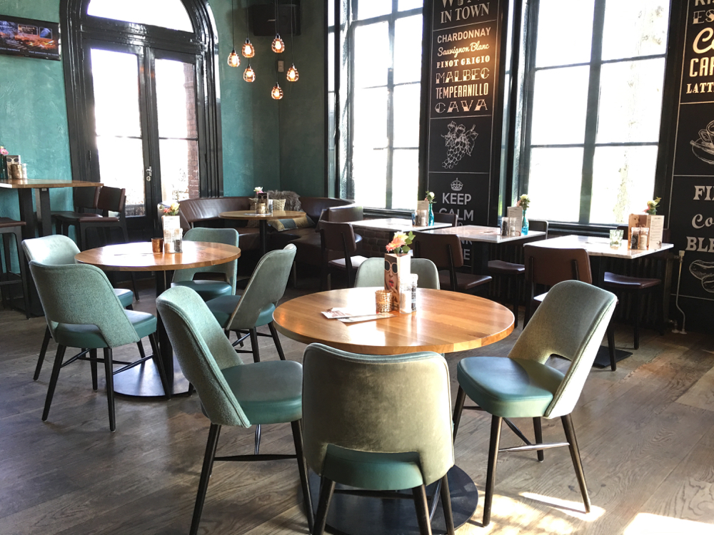 Interieur restaurant Brasa