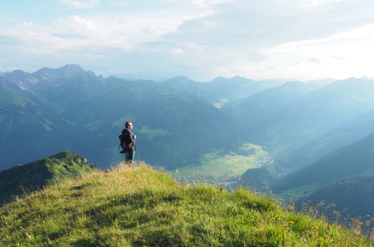 Wm9uc29uZGVyZ2FuZyBEaWVkYW1za29wZg==