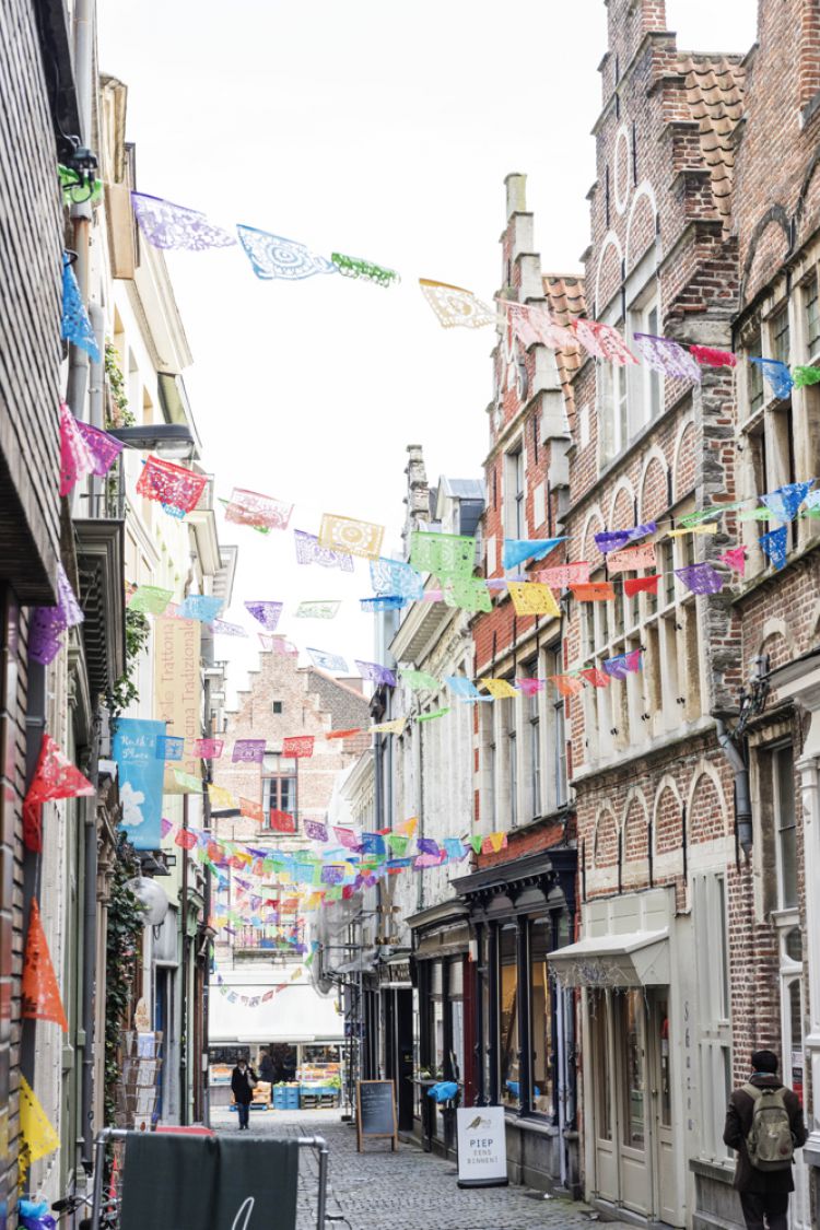 U2VycGVudHN0cmFhdCBwb3J0dHJhaXQ=