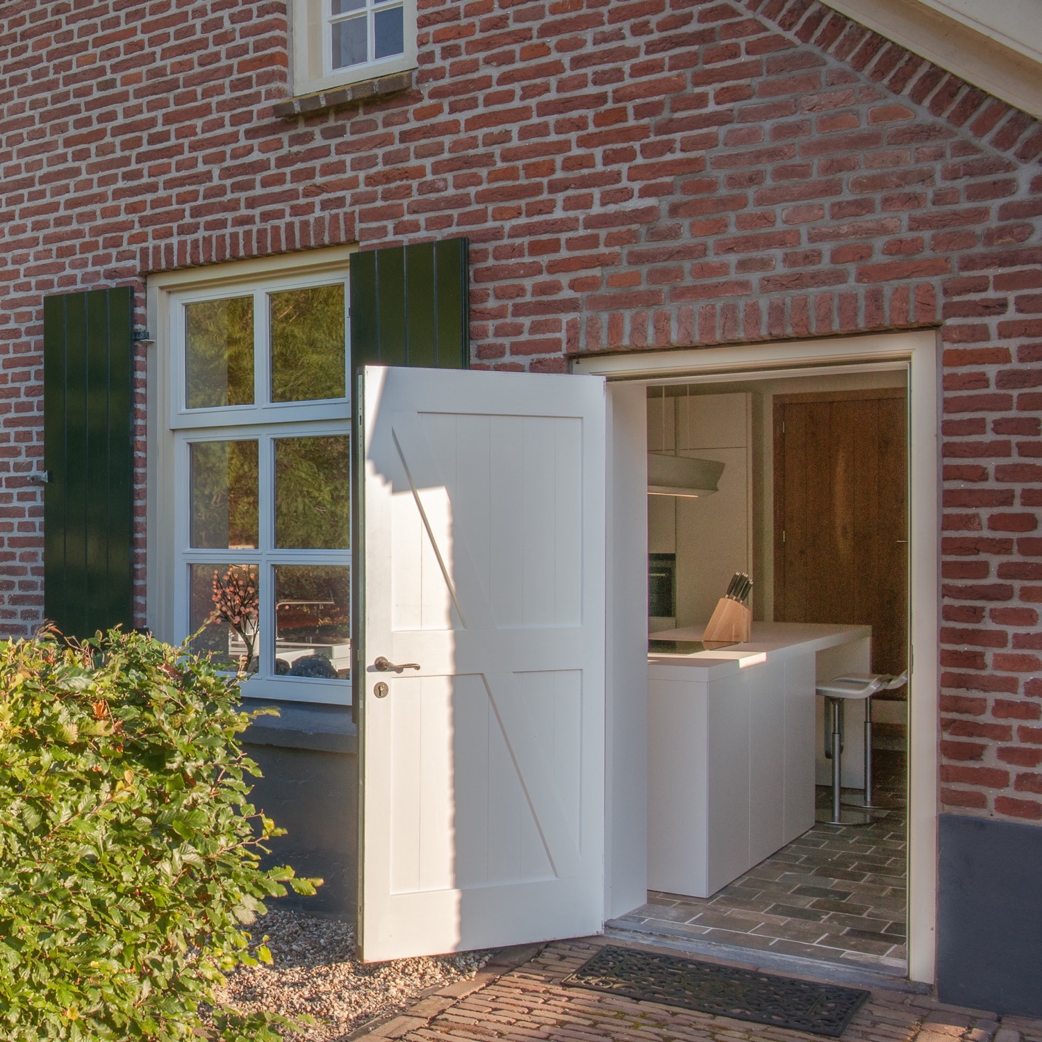 Met wie kom jij logeren?