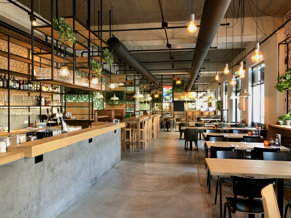 Overzicht van het restaurant