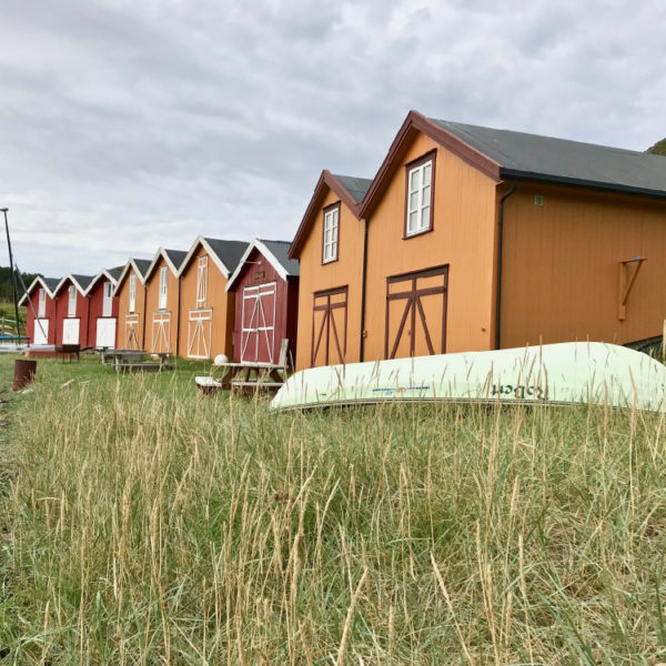 Noorse gekleurde houten huizen