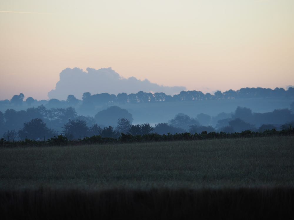 Ochtendgloren in de heuvels in Zuid-Limburg