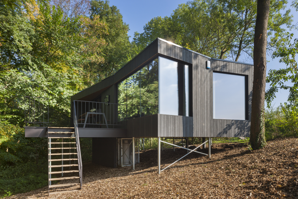Een design vakantiehuis aan de rand van de akkers