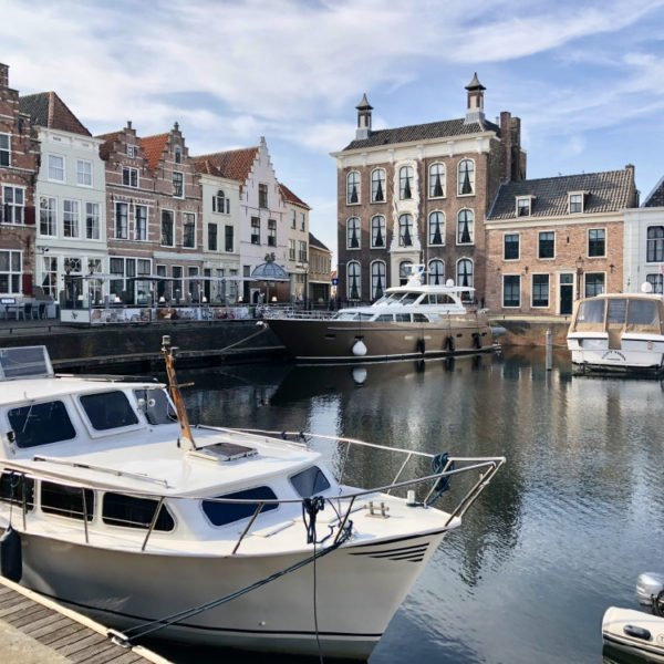 Plezierjachten in de haven van Goes