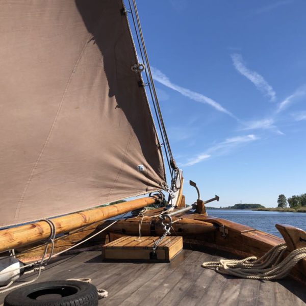 Zeilen met een botter