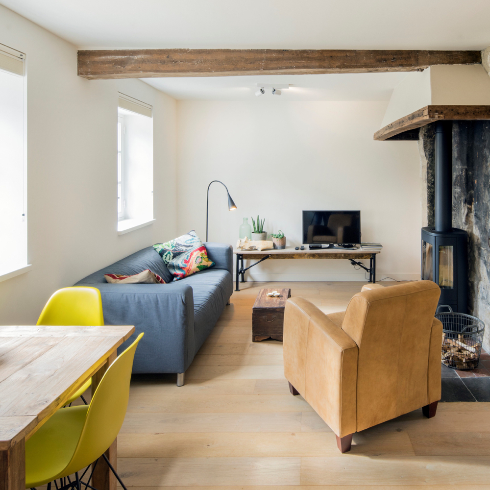 Woonkamer in een van de vakantie appartementen in Limburg