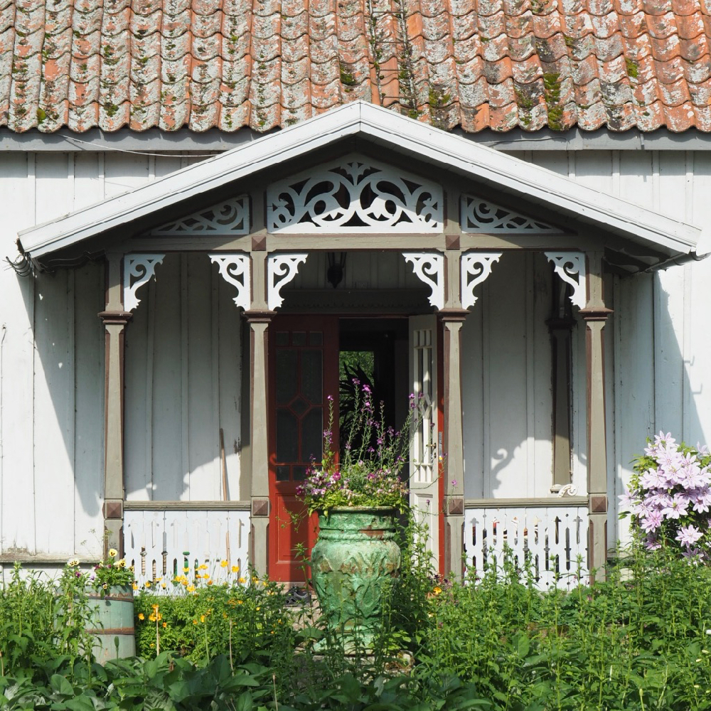 Houten portiek bij de B&B