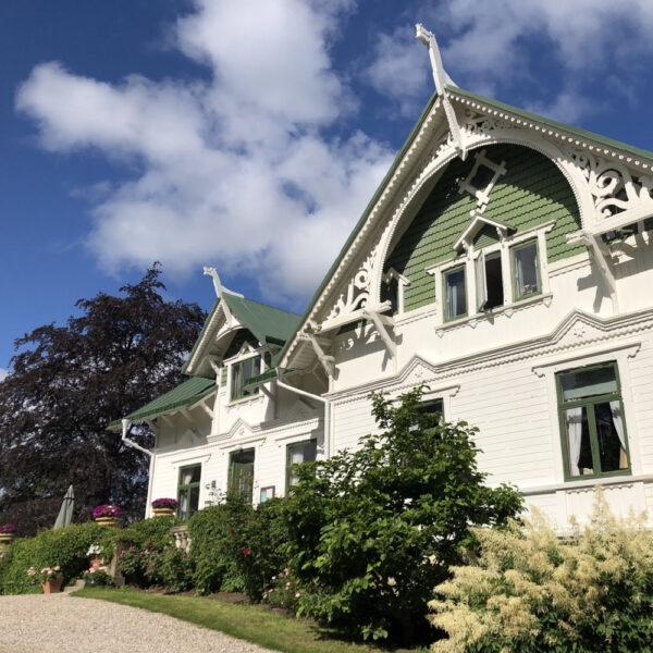Houten hotel in Zweden