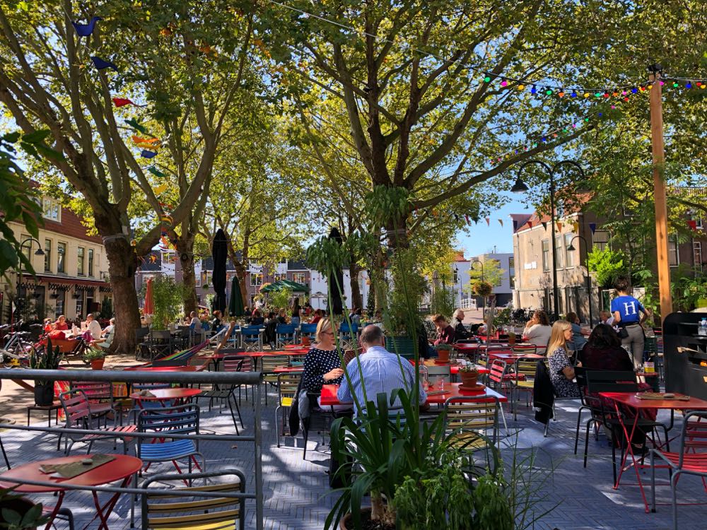 Terras in Delft
