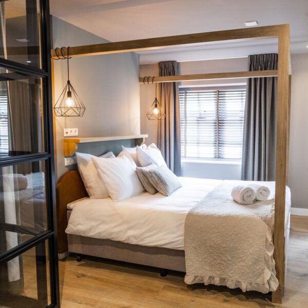 Hemelbed in de suite