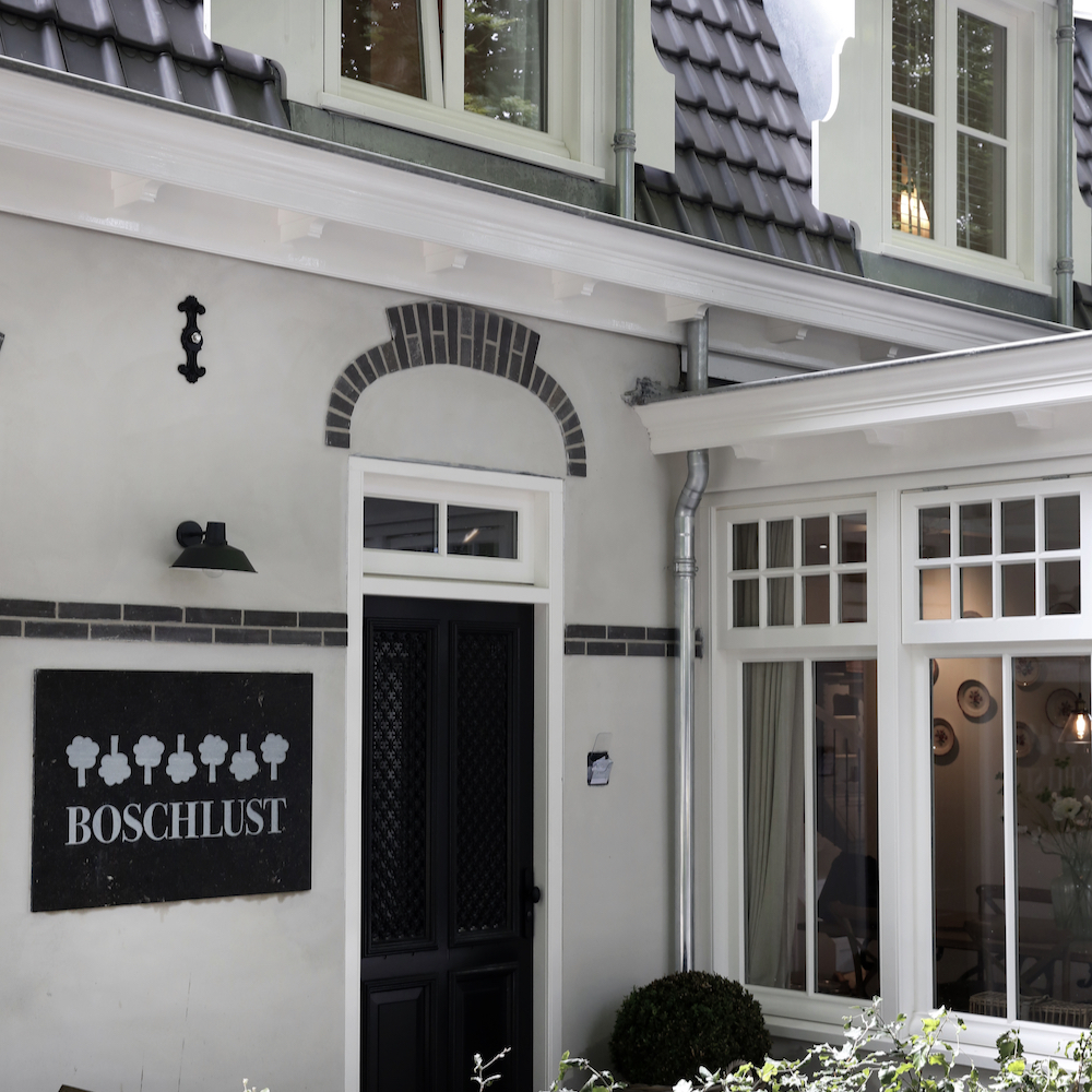 Entree van vakantie appartementen in Bergen