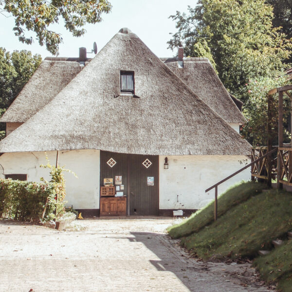 Achtergevel van de wijnboerderij