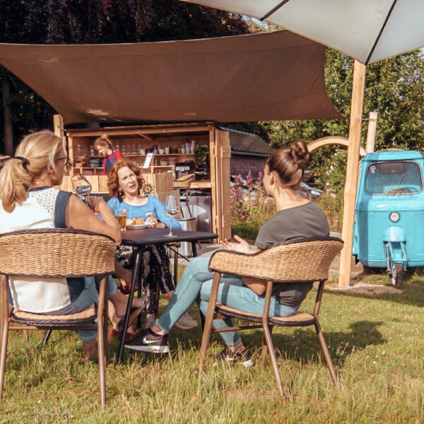 Terras in de wijngaard