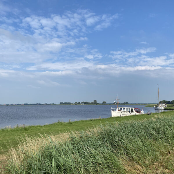 Boten op de Friese meren