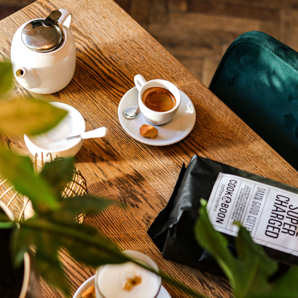 Koffie aan tafel in SoDelicious