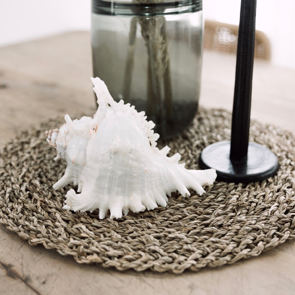 Accessoires in een vakantiehuis in Zeeland, passend bij de zee