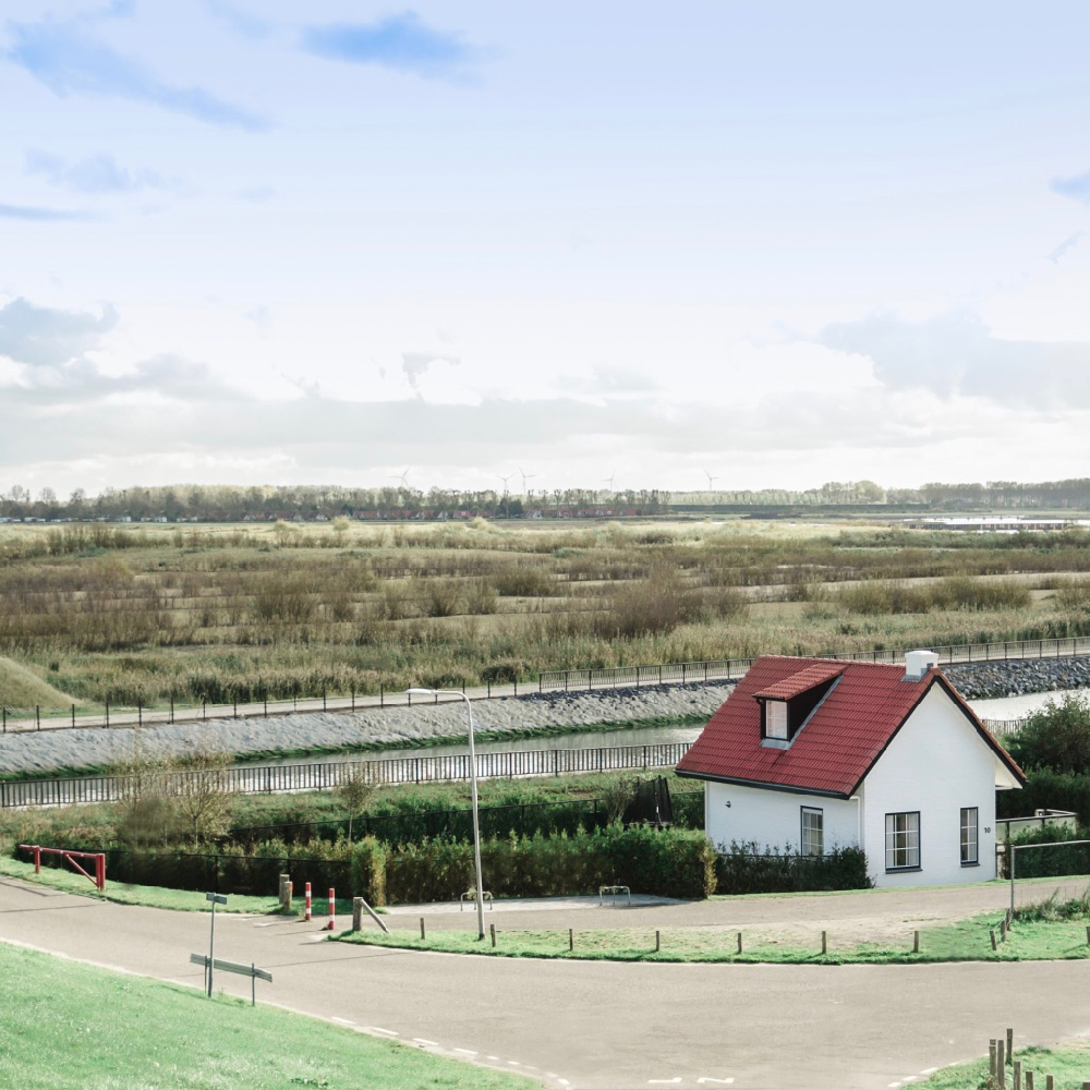 Zeeuws Duinhuis is een vrijstaand vakantiehuis in Zeeland