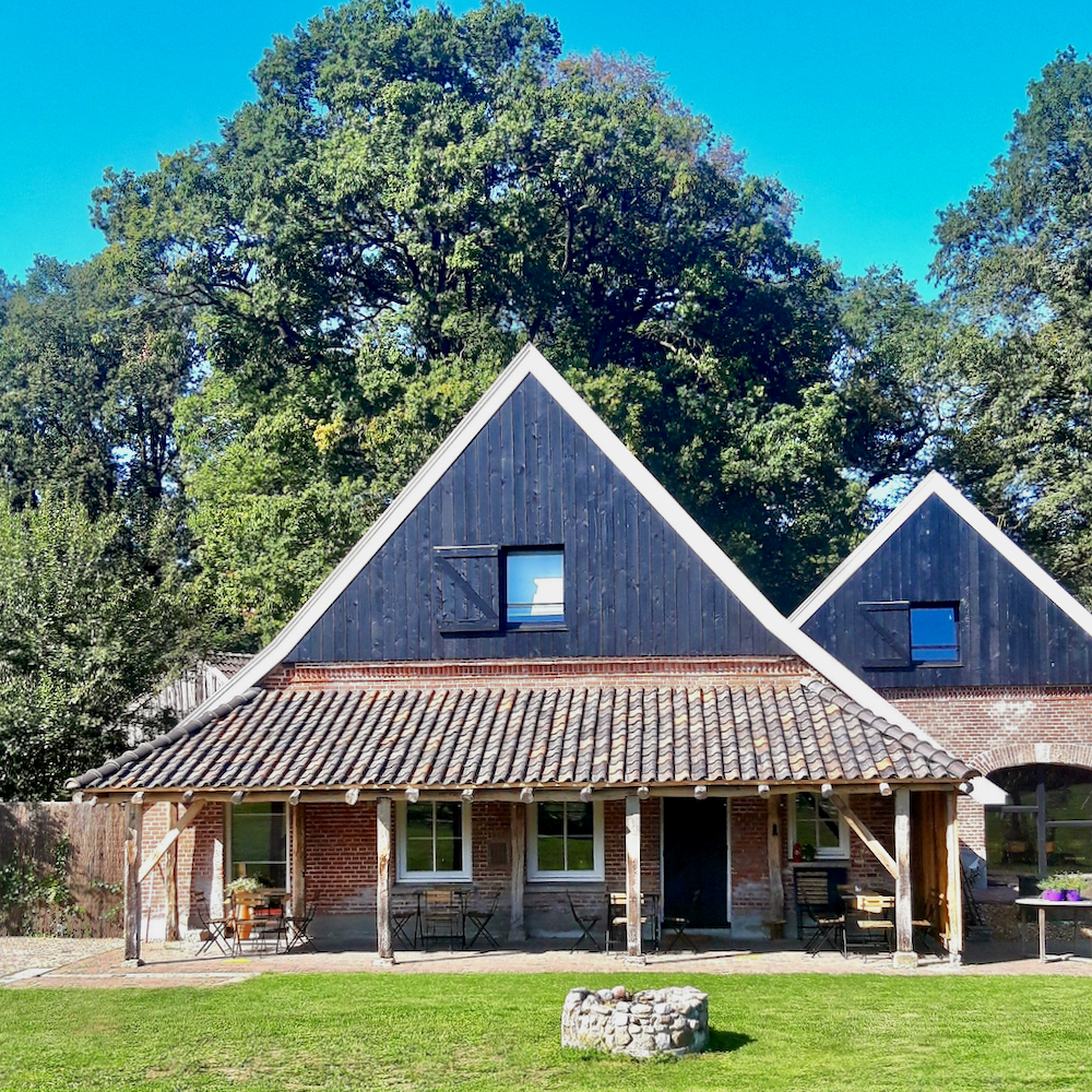 Twentse boerderij met B&B en theehuis