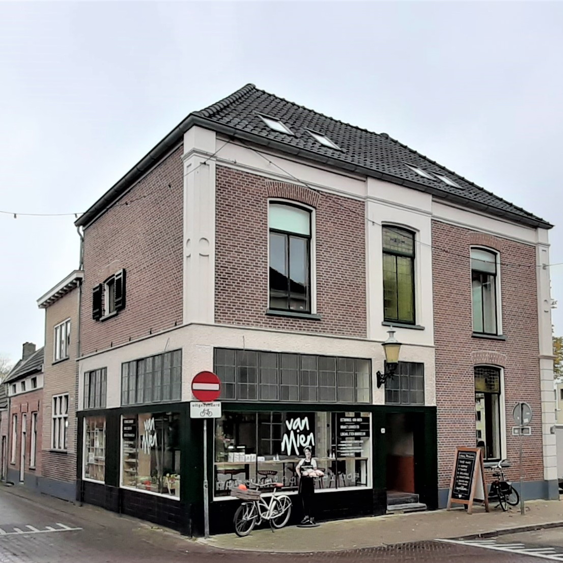 Statige villa met hotel