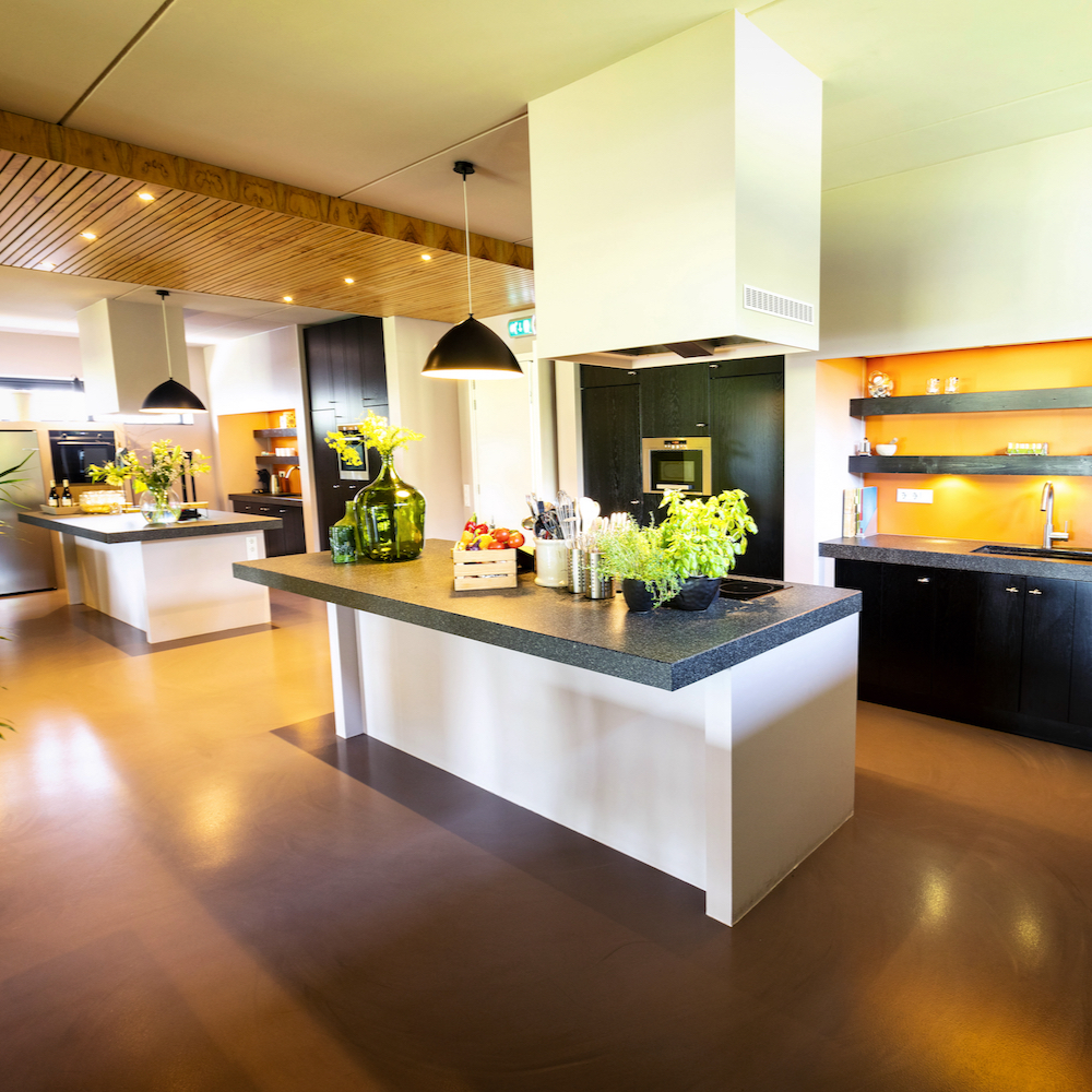 Keuken in de groepsaccommodatie in het Vechtdal