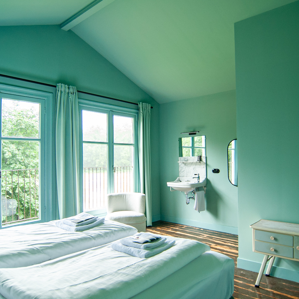 Slaapkamer unieke accommodatie weekendje weg