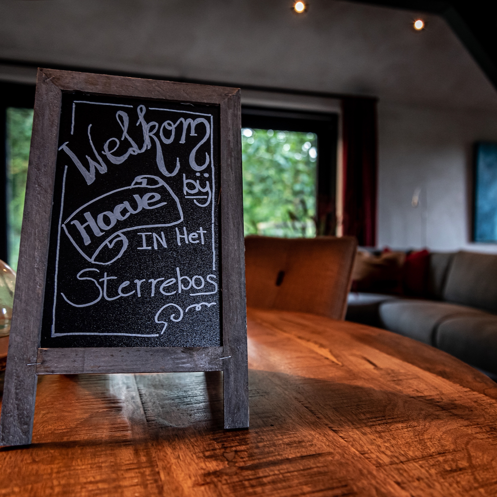Een warm welkom bij een hotel in Sterrebos