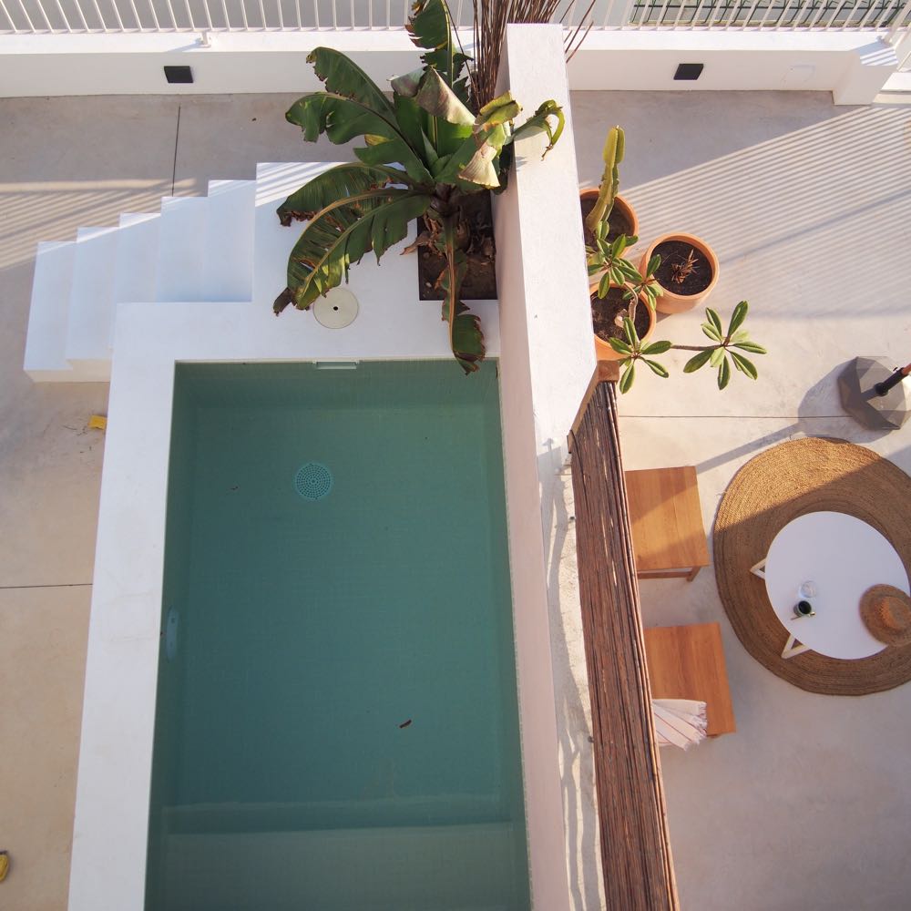 Zwembad bij een hotel in Andalusië