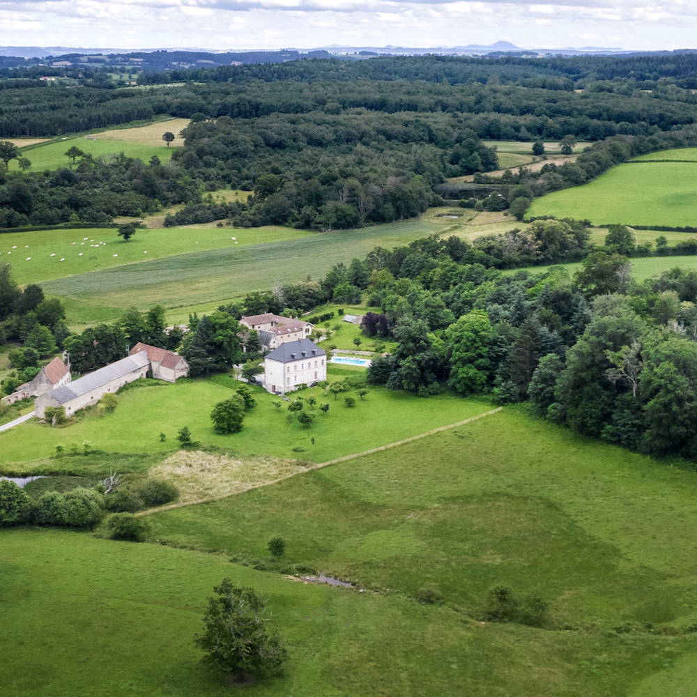 Luchtfoto van het landhuis