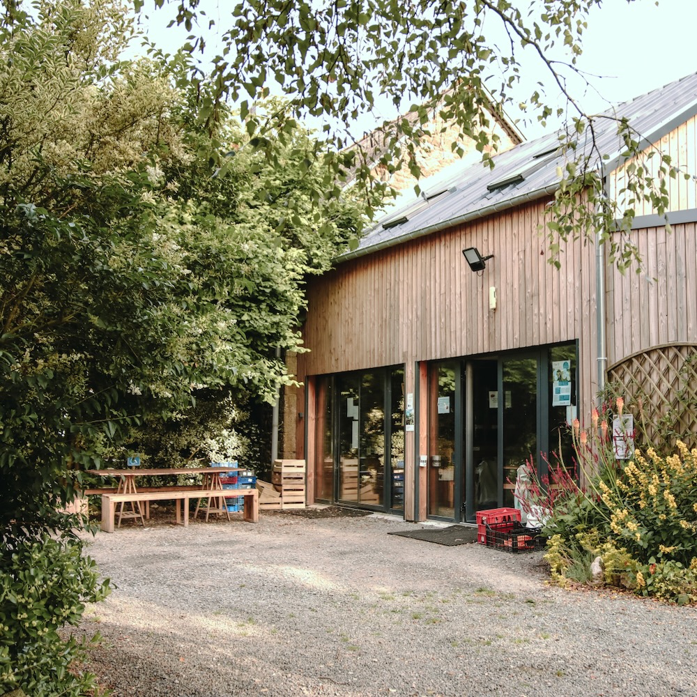 Landwinkel bij biologische boerderij