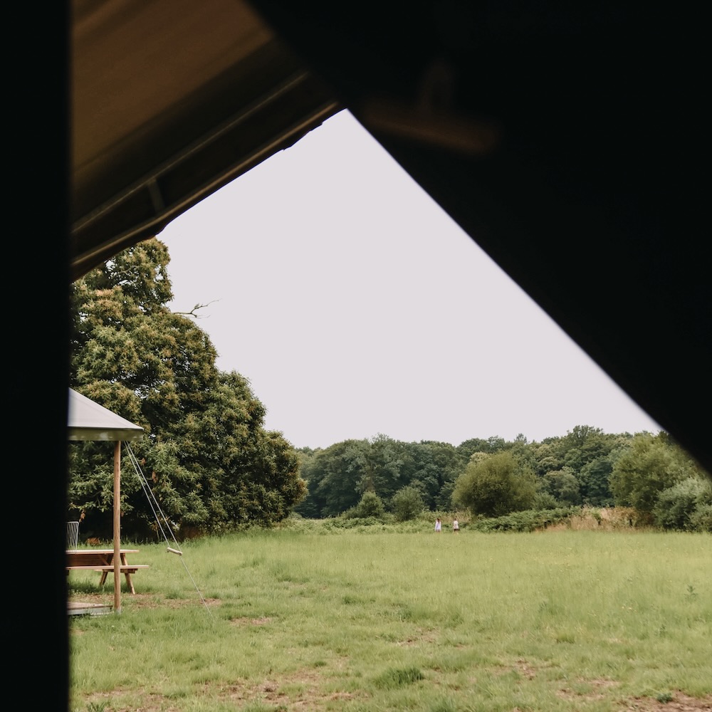 Uitzicht vanuit safaritent