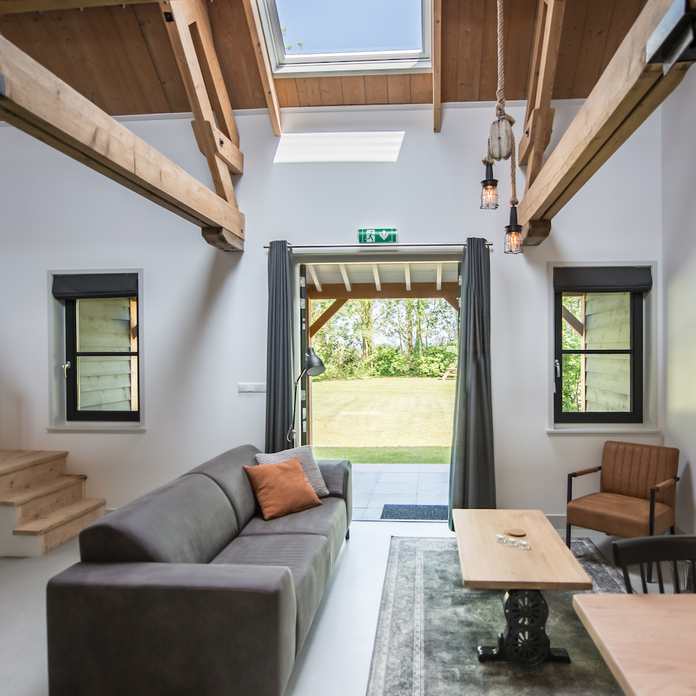 Besondere Übernachtung in einem modernen Farm Loft in der Nähe von Renesse in Zeeland