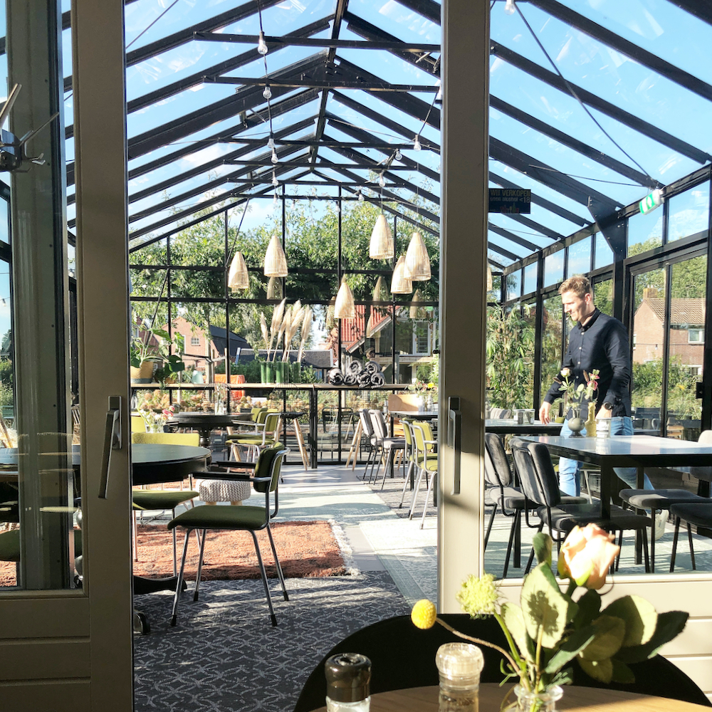 Gewächshaus mit Restaurant im Marenland