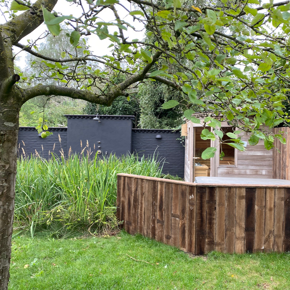 Whirlpool und Wellness in der Villa