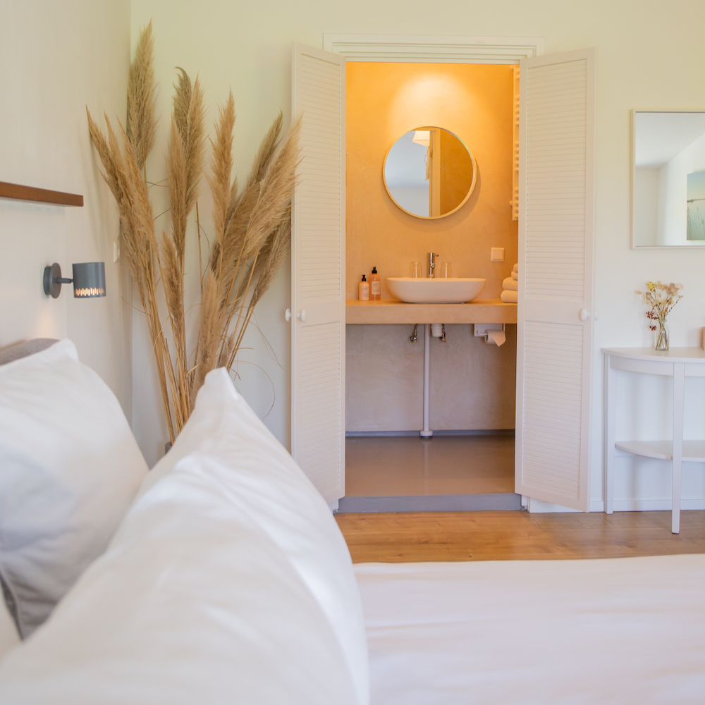 schlafzimmer badezimmer ferien friesland