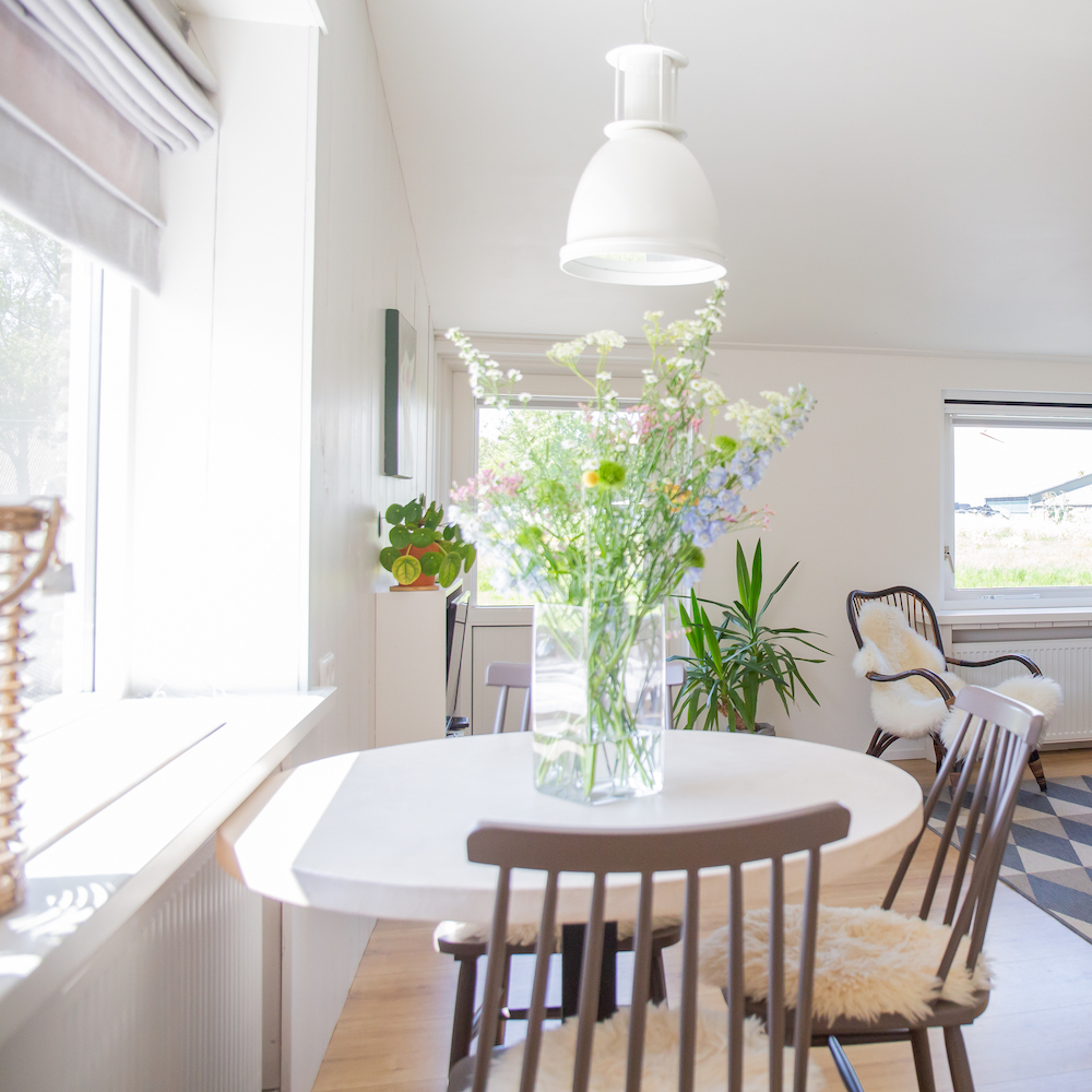 Wohnung 1 Wohnzimmer Esstisch Sitzecke