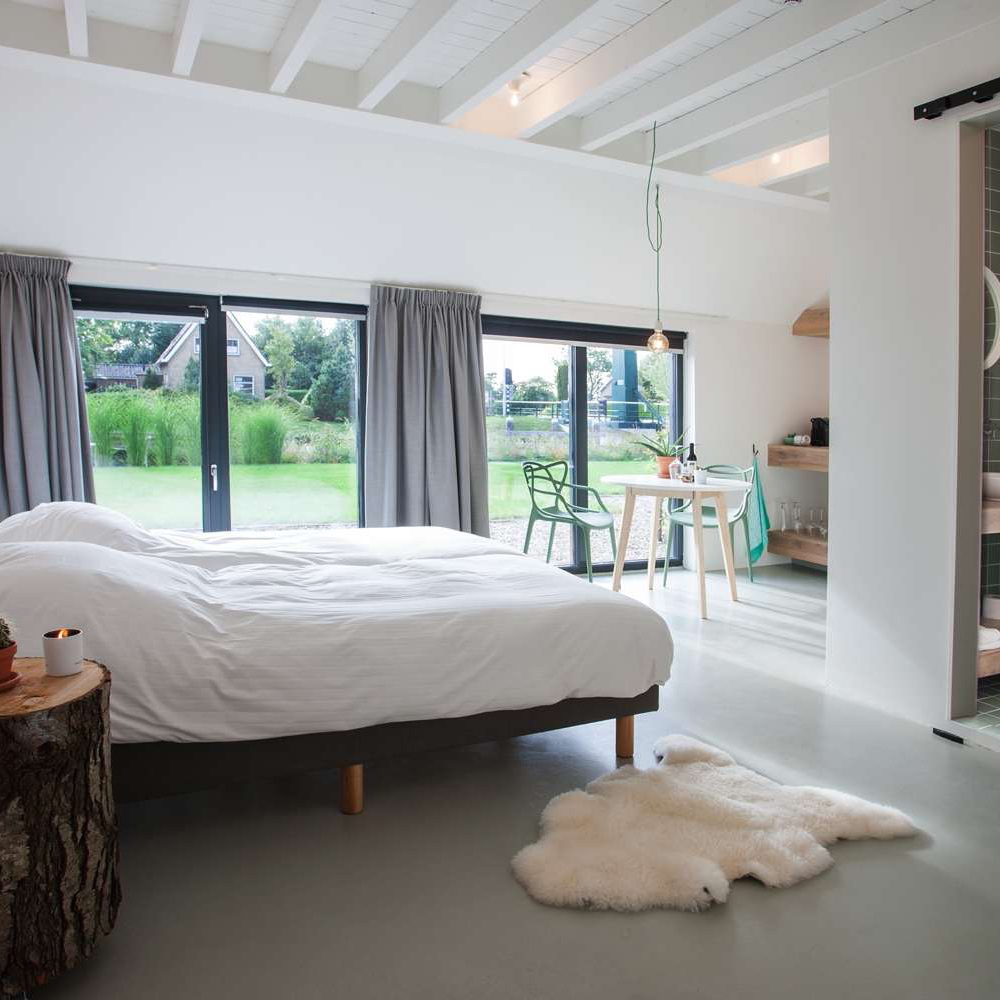 Besondere Unterkunft am Wasser in Heerenveen