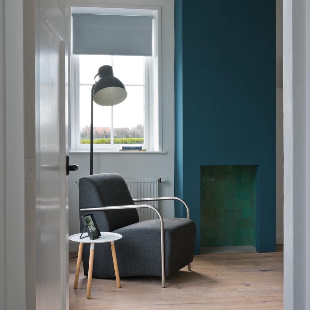 Leseecke im Wohnzimmer des Ferienhauses in Domburg