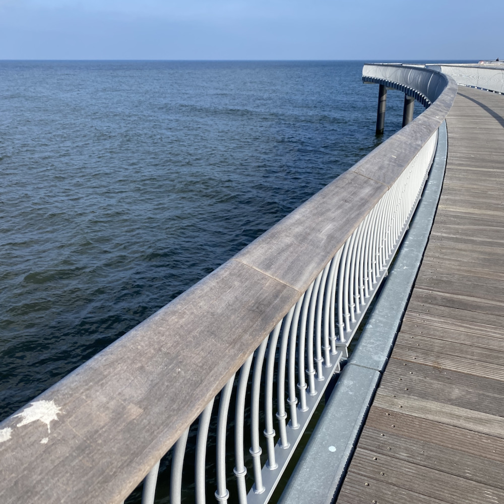 Einzigartig gestaltete Seebrücke auf Usedom