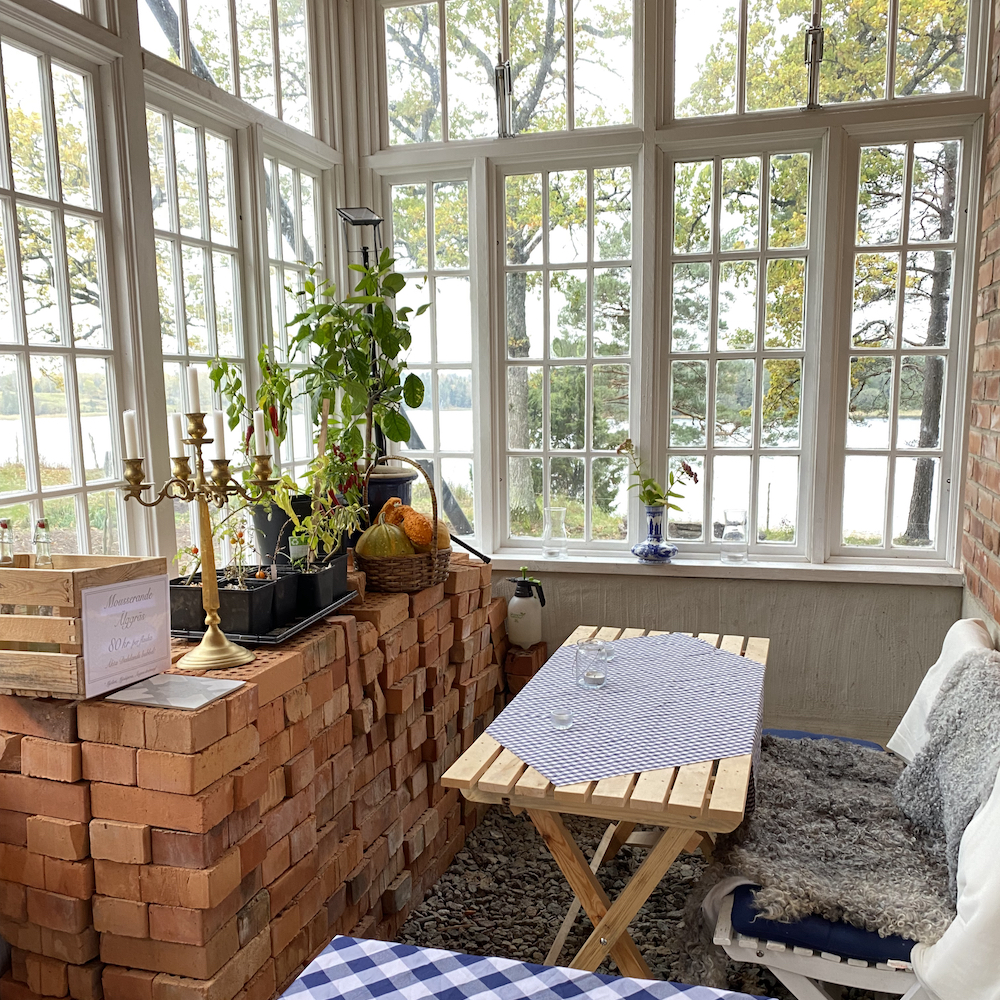 Orangerie mit Tischen