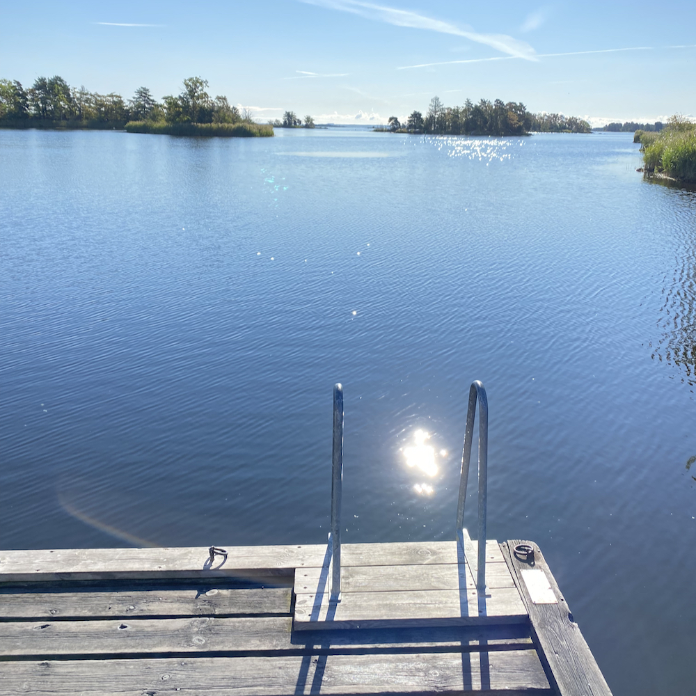 Smaland-Steg an der Küste bei Pataholm