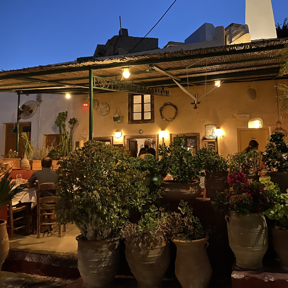 Besonderes Restaurant auf Santorin