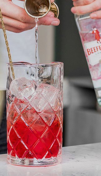 LONDON: HOME OF THE WORLD’S BEST BARS LONDON: HOME OF THE WORLD’S BEST BARS