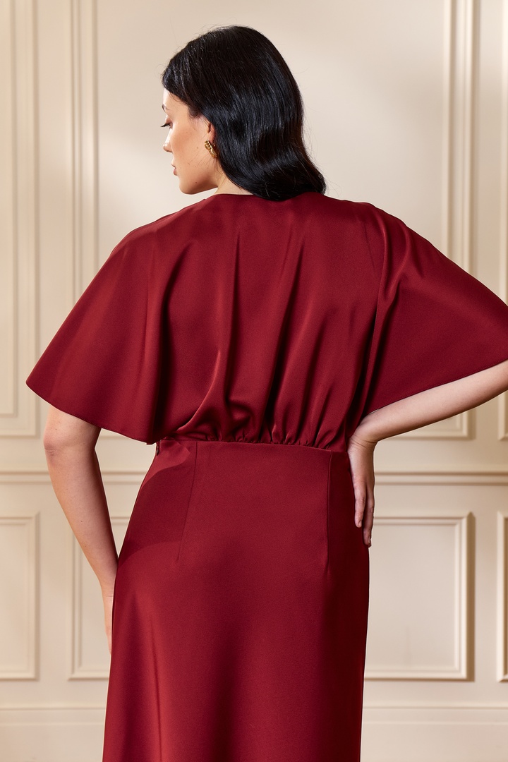 Наяна платье