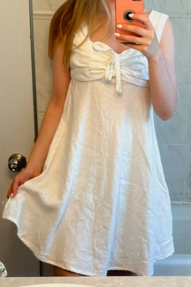 
                             
                                Holly dress.
                                cover of user feedbackПользователь 361568
                             
                        